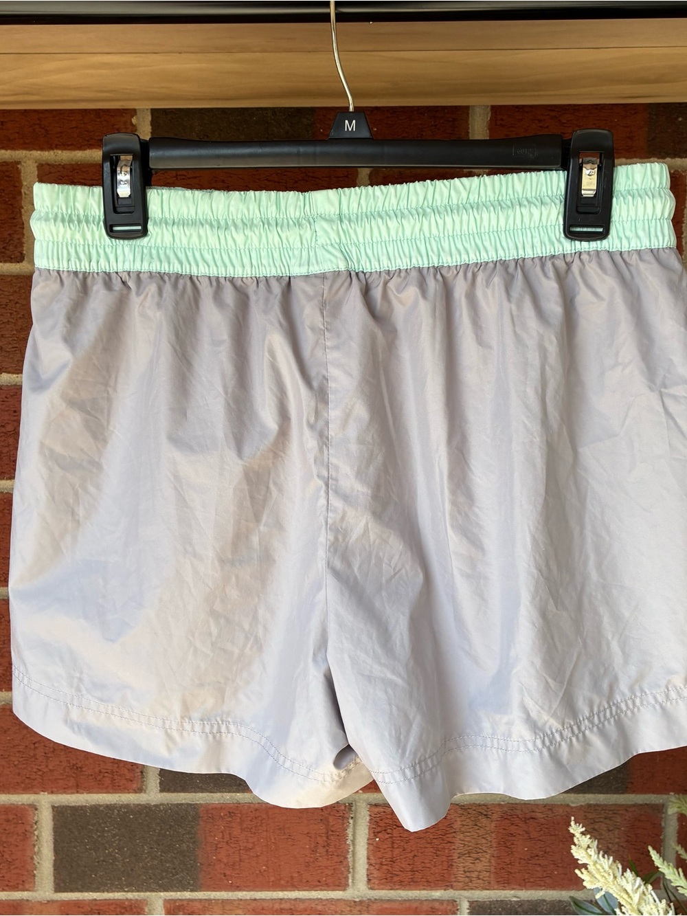 Nike Running Shorts Women's
Medium Two Tone Teal Grey Lined
Logo Athletic - Picture 4 of 8